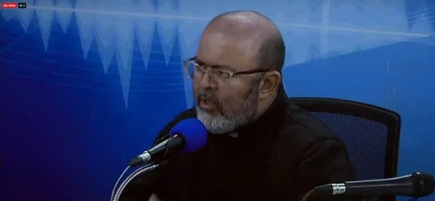 Padre George lamenta situação do Hospital Padre Zé e relata dificuldades financeiras: “leiloando bens para pagar dívidas”