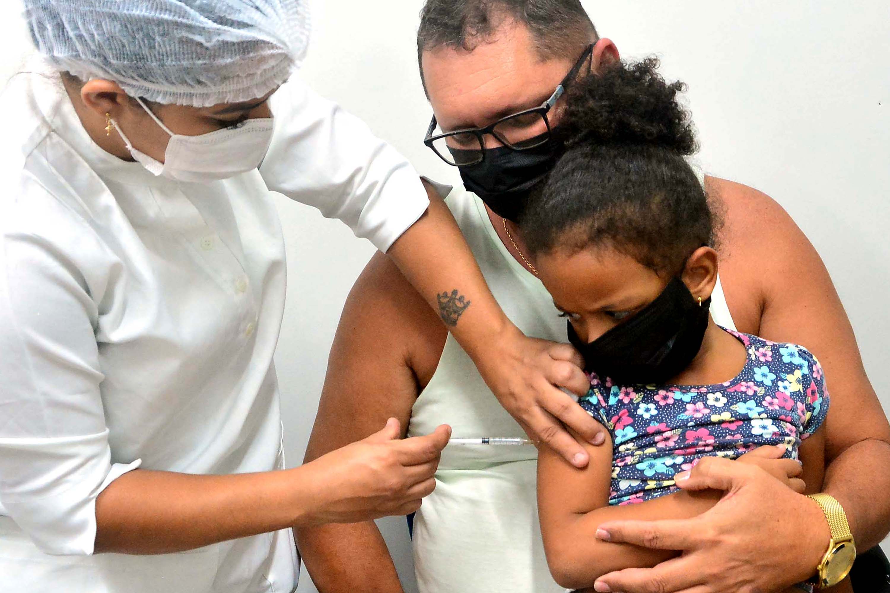 ‘Dia D’ de vacinação contra sarampo, influenza e Covid-19 acontece neste sábado