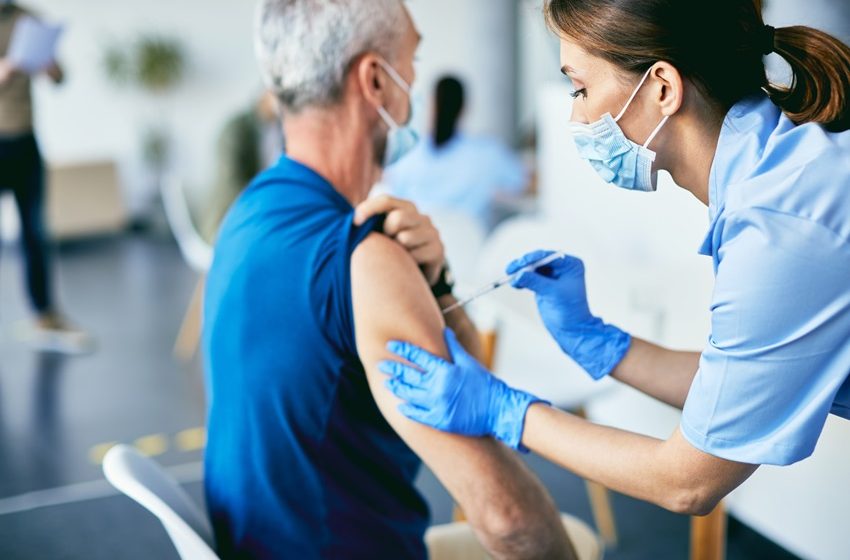  Vacina da dengue: estudo inédito mira população entre 60 e 79 anos 