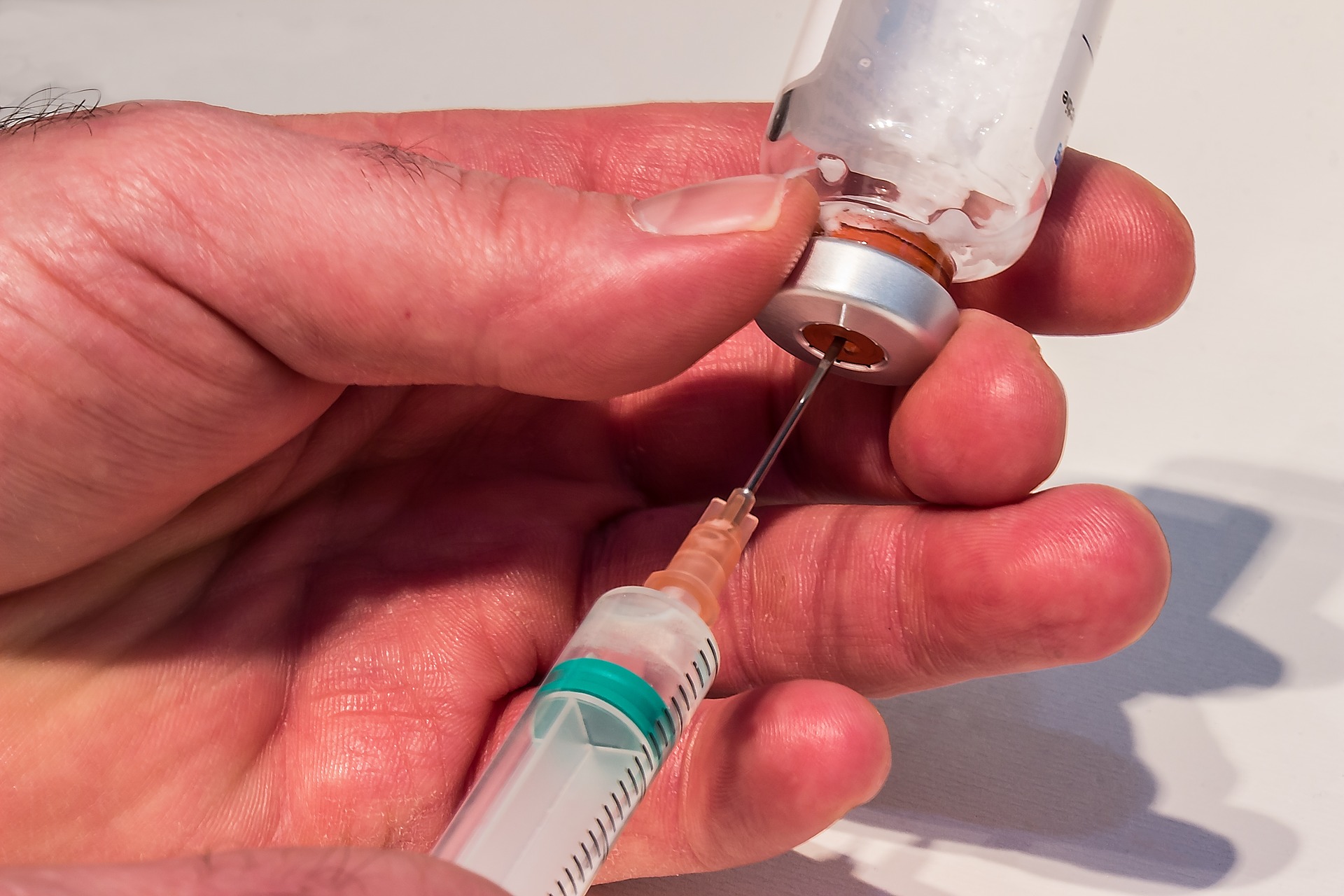 João Pessoa tem vacinação contra Covid-19 nos serviços de saúde e em sete postos móveis