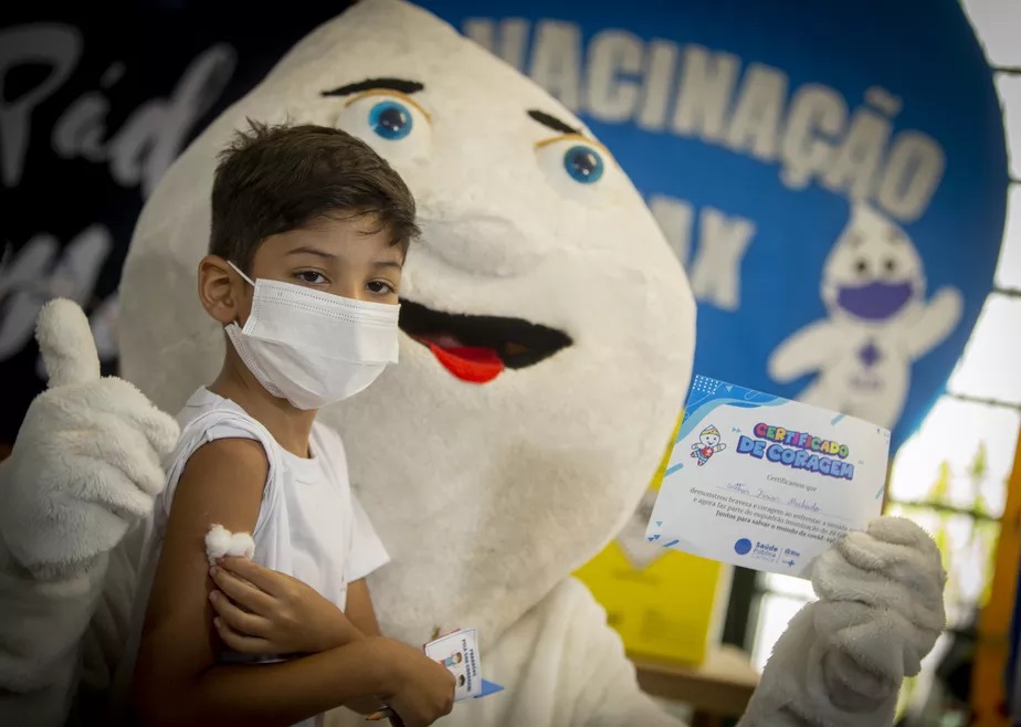 Covid: Ministério da Saúde orienta reforço da vacina para crianças a partir de 5 anos