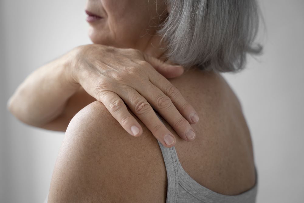 Diabetes pode causar perda de movimento nos ombros