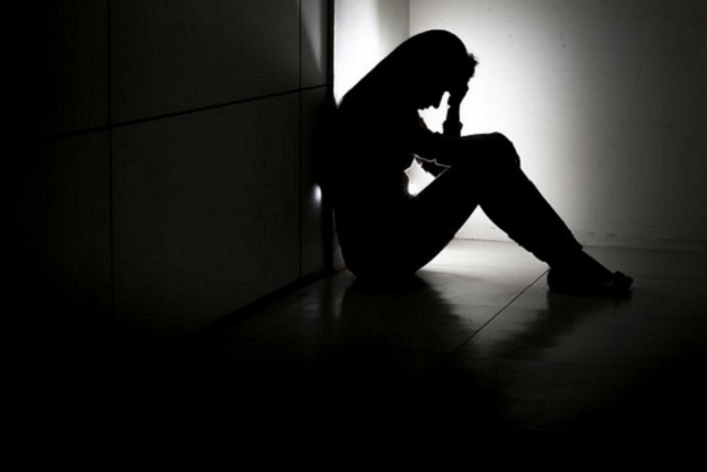 Jovens e mulheres são os mais afetados por depressão e ansiedade na pandemia