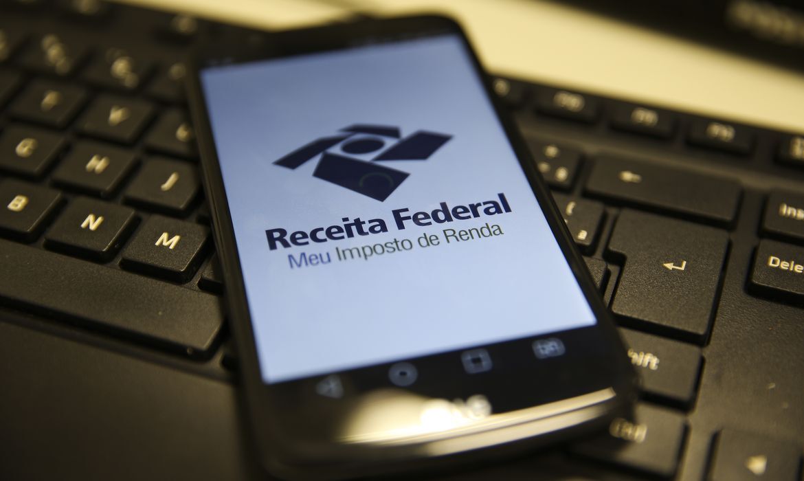 Saiba como conseguir o informe de gastos com saúde para inclusão no Imposto de Renda