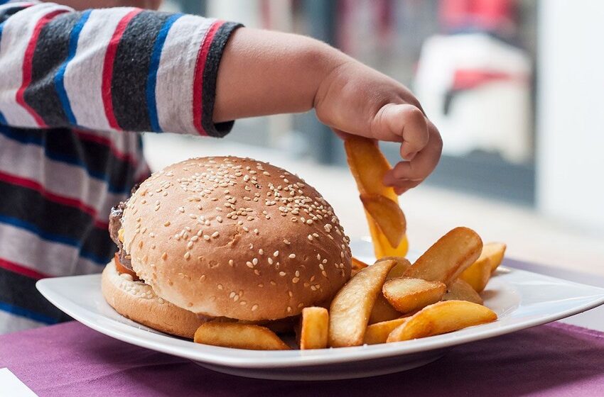  Relatório global da UNICEF alerta para o avanço da obesidade infantil 