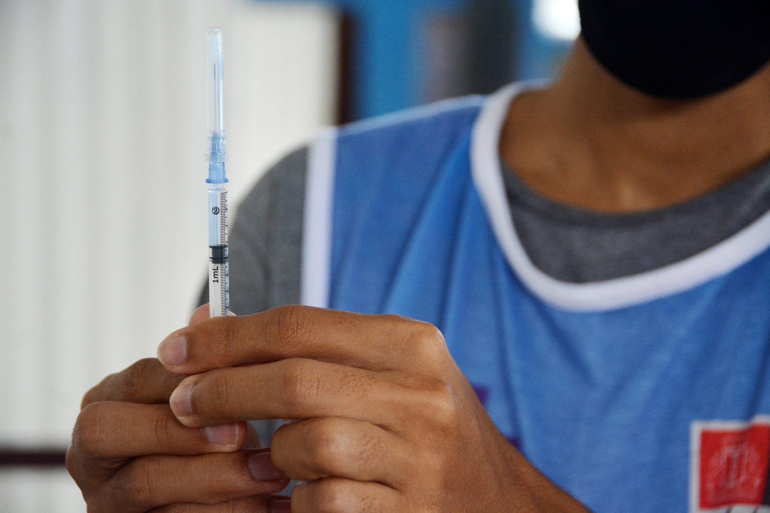João Pessoa oferece vacina contra Covid-19 e alerta para importância da prevenção