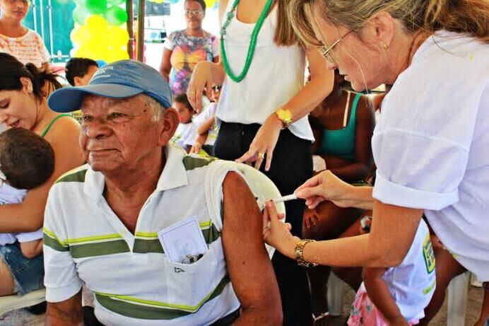 Paraíba deve imunizar mais de 112 mil pessoas contra a gripe e realiza dia D de Vacinação