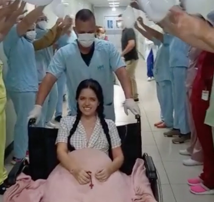 Hospital Metropolitano aplica técnica inovadora para tratamento de malformação arteriovenosa cerebral e salva paciente 