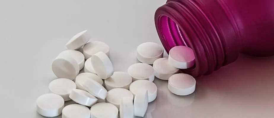 Uso prolongado de ibuprofeno e codeína pode levar à morte, alerta Agência Europeia de Medicamentos