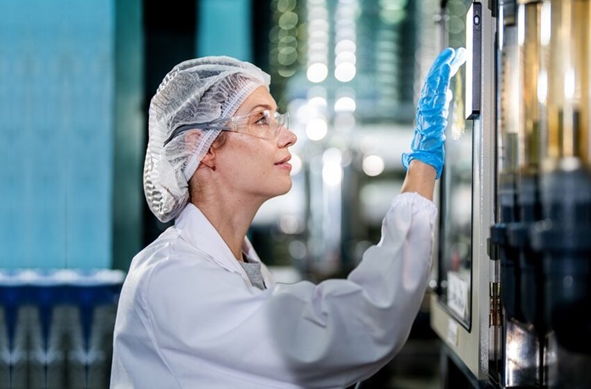  Setor farmacêutico bate recorde de número de empregos formais 