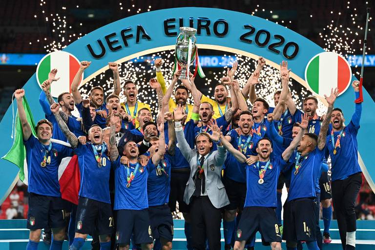 Final da Euro pode ter infectado 3.000 com Covid, diz agência britânica de saúde