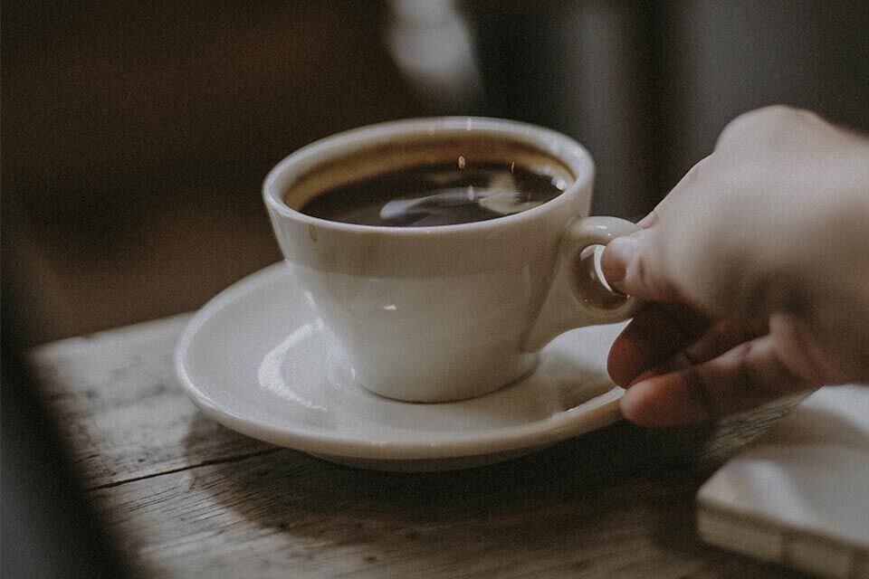 Dia Nacional do Café: Médico explica como a bebida pode contribuir ou atrapalhar a saúde