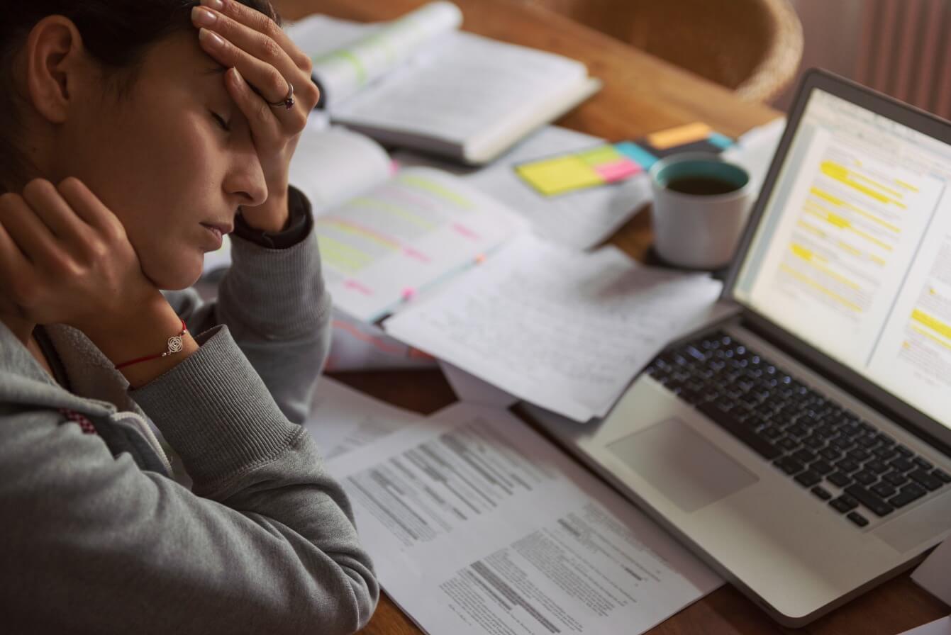Ministério da Saúde inclui burnout e Covid na lista de doenças relacionadas ao trabalho