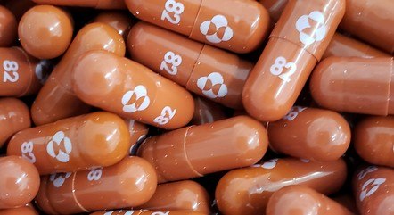 Farmacêutica Merck pede nos EUA liberação de remédio contra Covid-19