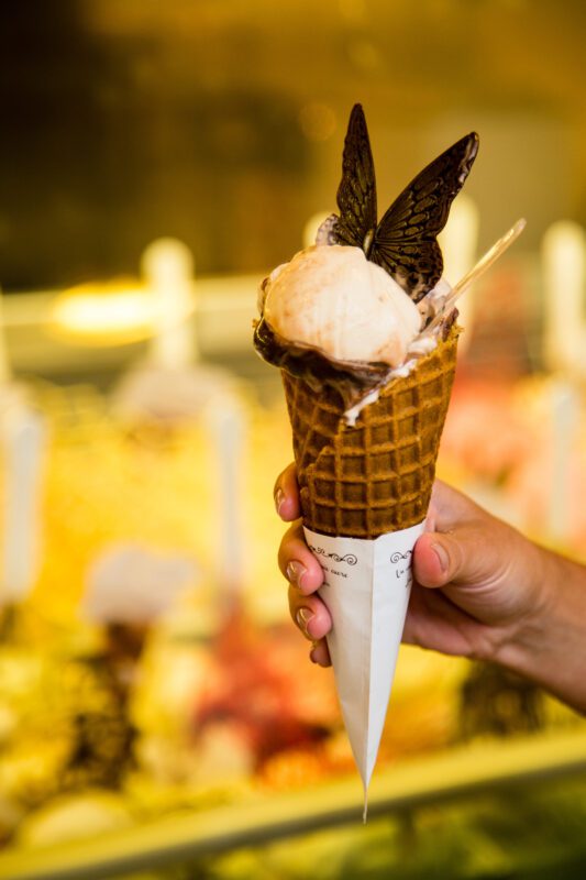 Conheça as 10 piores comidas para saúde e o que se pode consumir no lugar