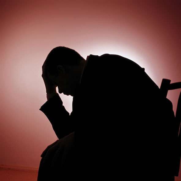 Redes sociais estão banalizando o uso de termos ligados à saúde mental, afirmam 77% dos brasileiros