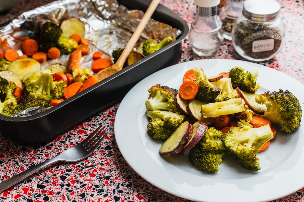 Especialista dá dicas de alimentação saudável para viver mais e melhor; confira as sugestões