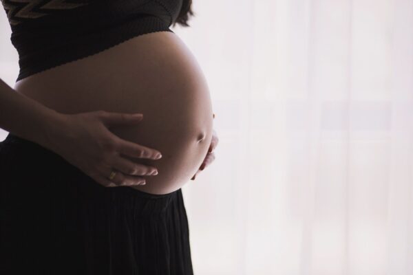 Vacinação de gestantes contra bronquiolite terá início em dezembro; Paraíba recebe mais de 13 mil doses