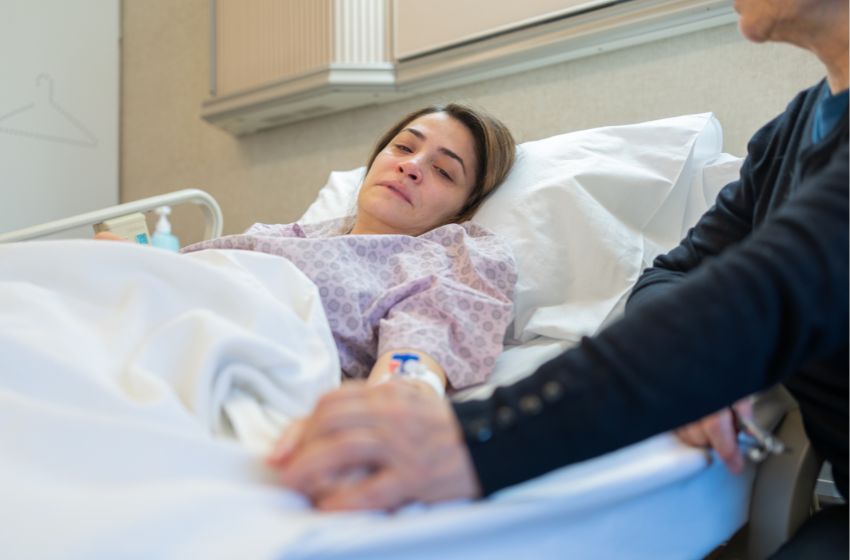  Projeto obriga hospitais a oferecerem salas para mulheres que sofreram aborto espontâneo 