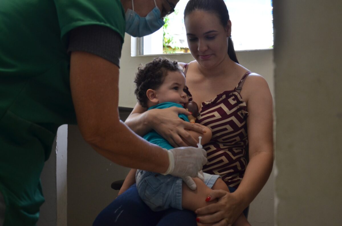 Campina Grande disponibiliza vacina contra varicela a partir desta terça-feira; confira quem deve se vacinar
