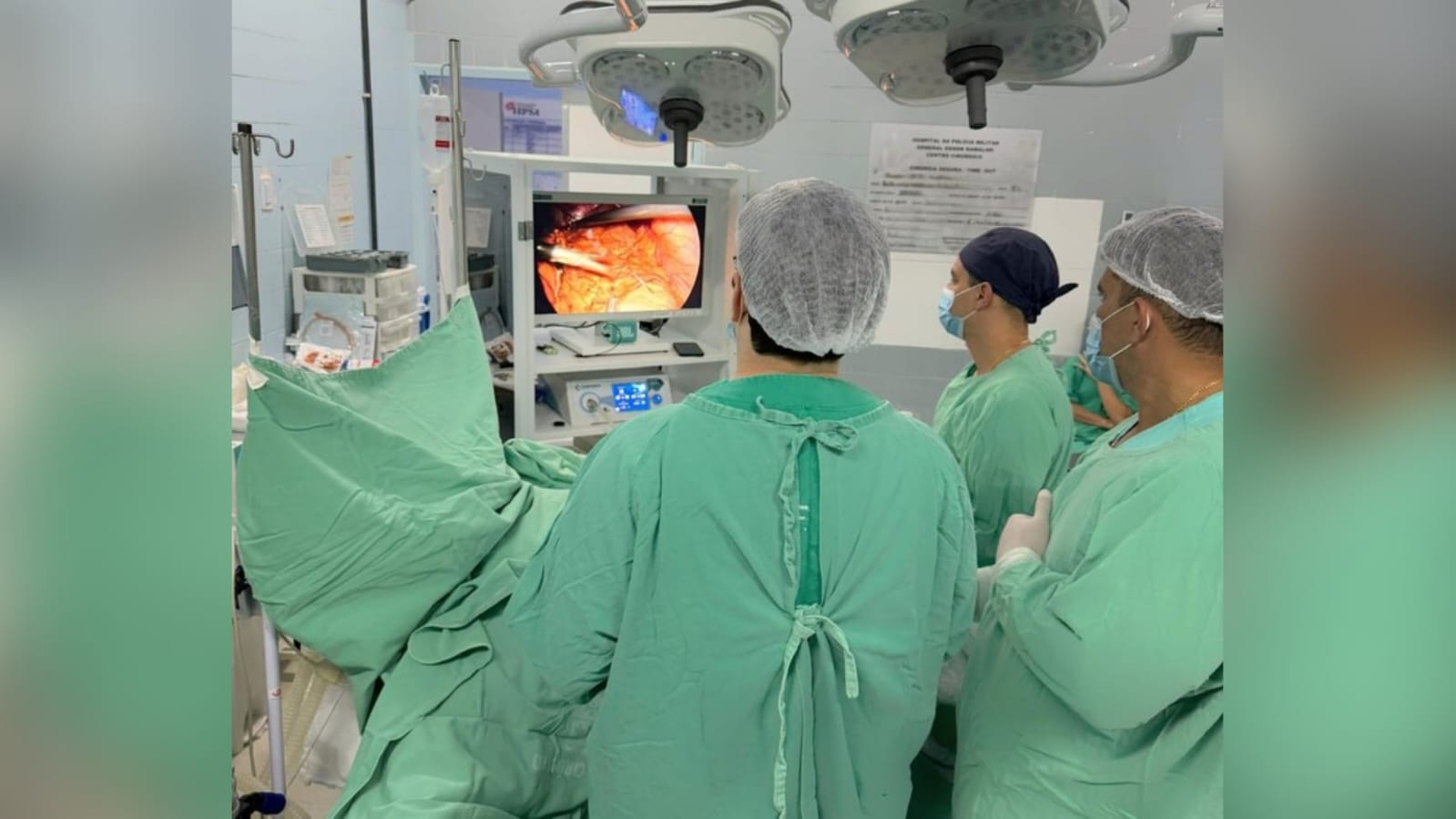 Hospital Edson Ramalho realiza primeira cirurgia bariátrica; beneficiada é paciente de 145 quilos