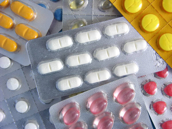 Presidente do CRM da Paraíba reage contra medida que autoriza farmacêutico prescrever remédio