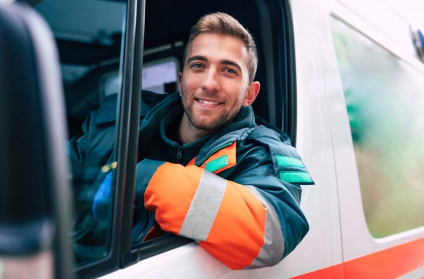 Câmara aprova projeto que regulamenta profissão de motorista de ambulância 