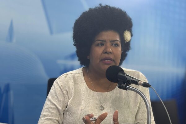 Vereadora Jô Oliveira diz que, se CPI não for instalada, poderá acionar Justiça e critica saúde da cidade: “desorganização”
