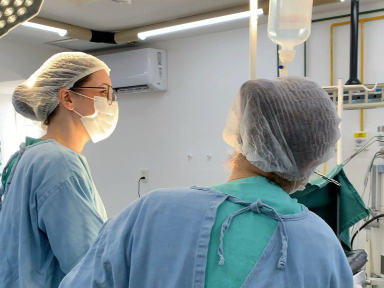 Opera Paraíba: cirurgia para redução de mamas contempla nove pacientes na Maternidade Frei Damião