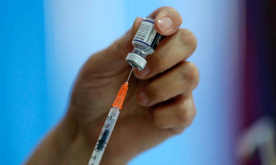 Covid-19: Confira os estados brasileiros que já aplicam a 4ª dose em idosos