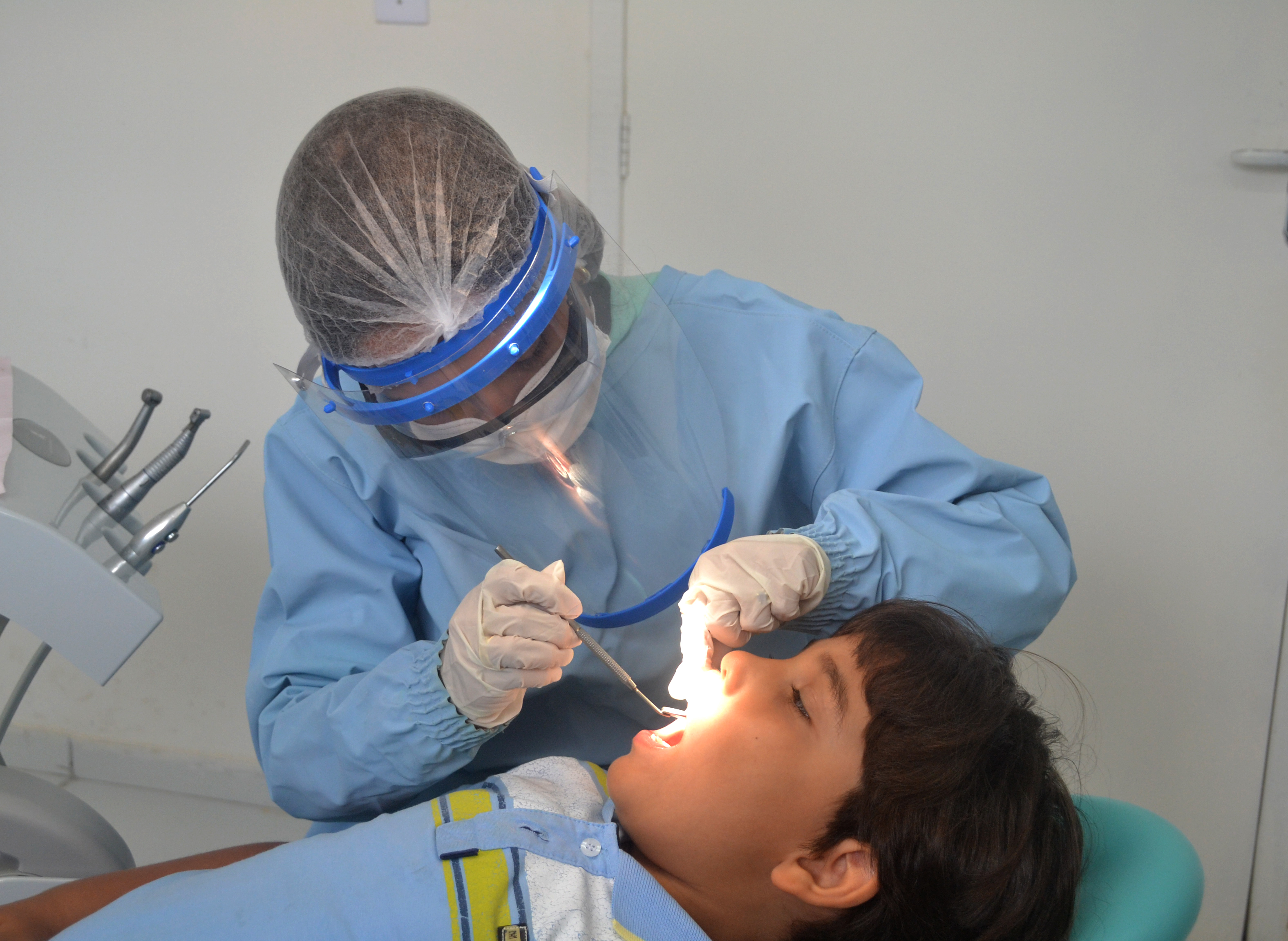 Secretaria de Saúde amplia serviço de cirurgia odontológica no CEO da Torre para o horário noturno em João Pessoa