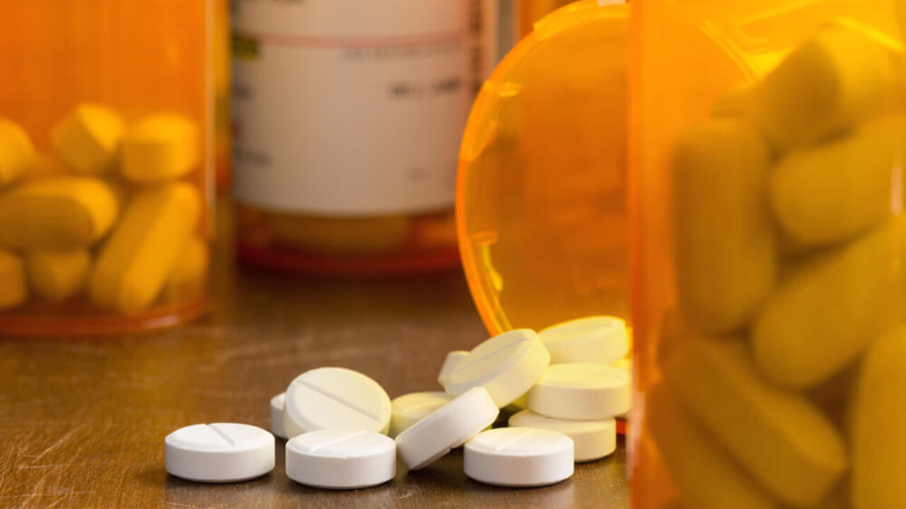 Cresce uso de opioides no Brasil e prescrição inadequada leva pacientes a vício